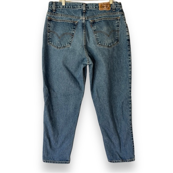 VTG 90’s Men’s Loose Fit Levi’s 38” X 30” - Picture 2 of 8